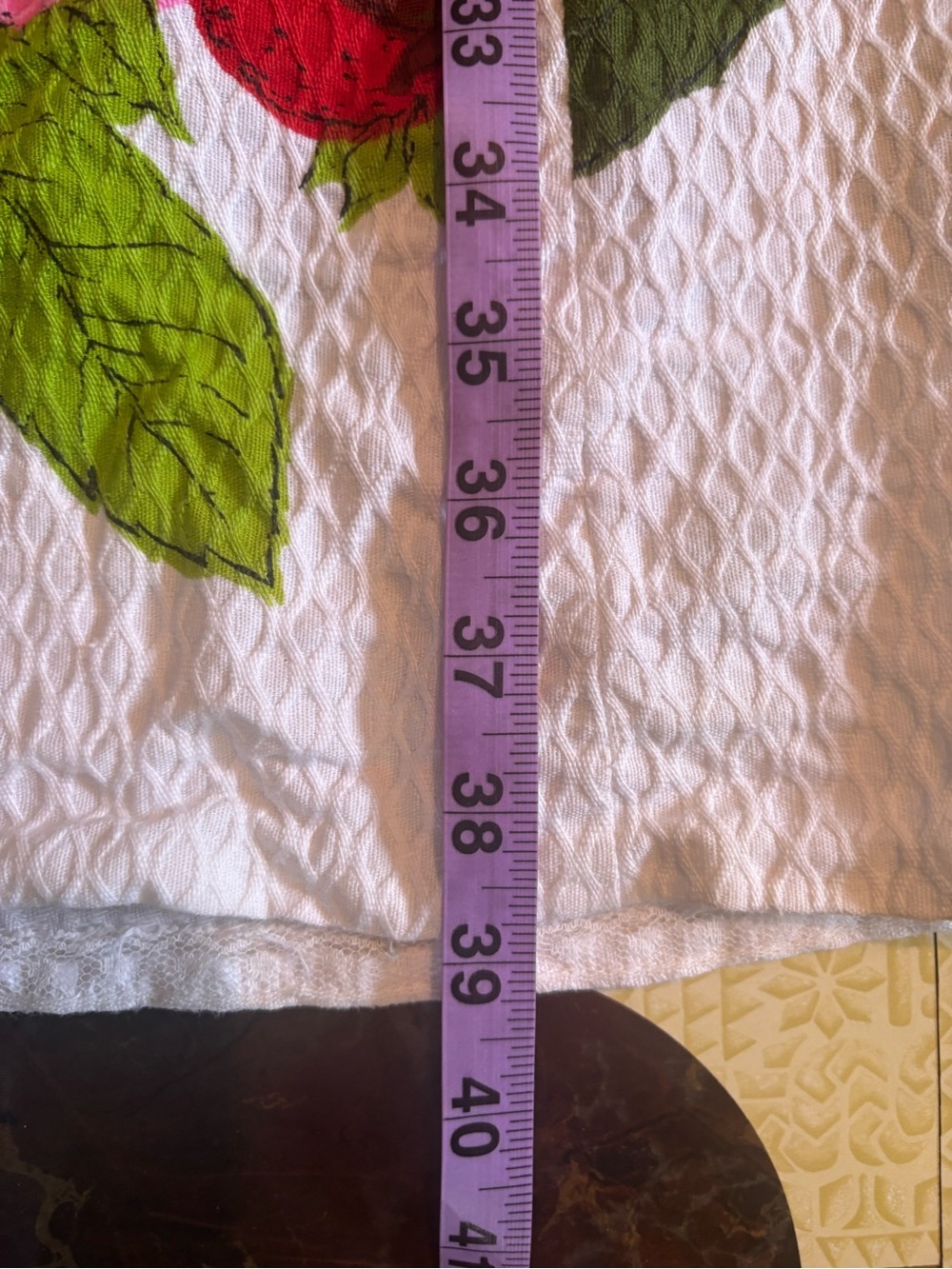 Vintage Tropical Floral Shift Dress in White with Green, Pink & Yellow - Picture 8 of 9